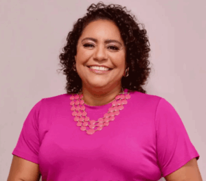 Desvendando o universo digital: a jornada de Meriely Basilio rumo ao sucesso online. Gaivota Comunicação, assessoria de imprensa em São Paulo.