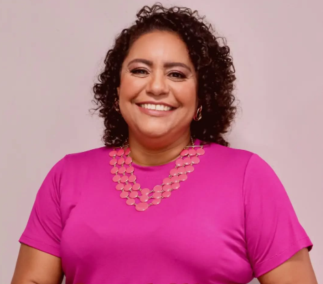 Desvendando o universo digital: a jornada de Meriely Basilio rumo ao sucesso online. Gaivota Comunicação, assessoria de imprensa em São Paulo.