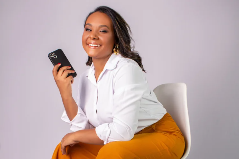 Paulista fatura R$ 300 mil ajudando mulheres no digital - Gaivota Comunicação, assessoria de imprensa em São Paulo