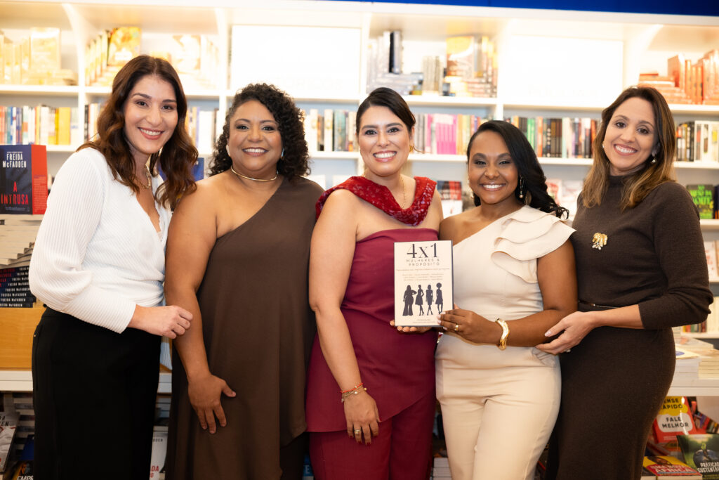 Conheça os desafios e histórias do empreendedorismo feminino no Brasil e inspire-se com o livro “4X1 Mulheres & Propósito”.